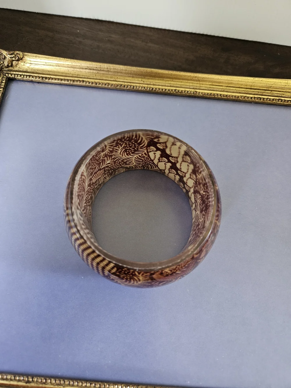 Vintage Batik Brown Floral Resin/Lucite Bangle Bracelet